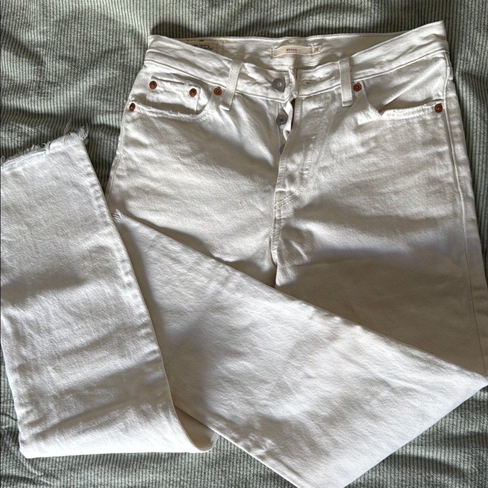 Levi’s Wedgie Classic White Women's Jeans